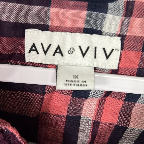 Plaid button down shirt - Picture 2 of 6